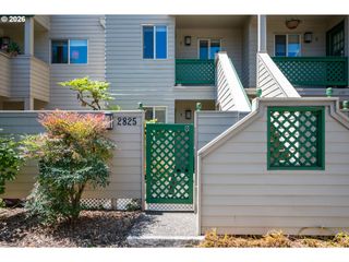 2825 Nw UPSHUR St D, Portland, OR 97210