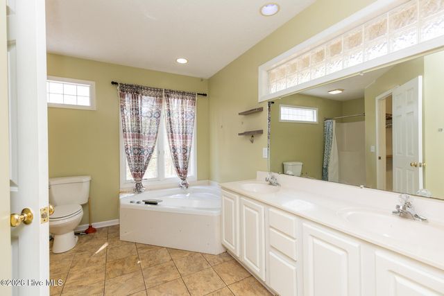 112 Shady Wood Court, West End, NC 27376