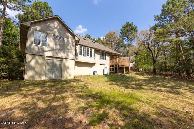 112 Shady Wood Court, West End, NC 27376