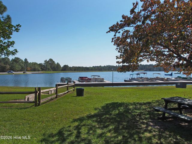 112 Shady Wood Court, West End, NC 27376