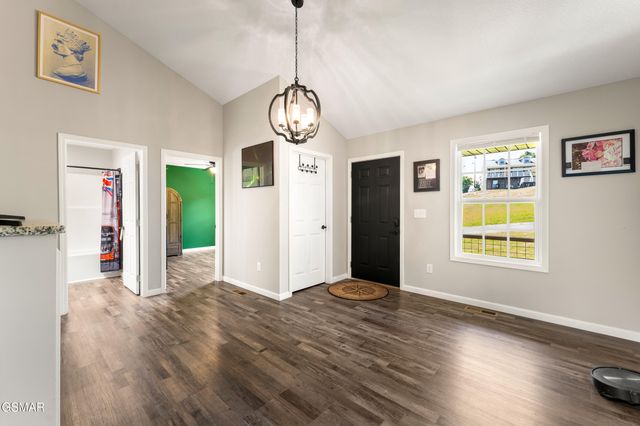 3886 Settlers Trail, Kodak, TN 37764