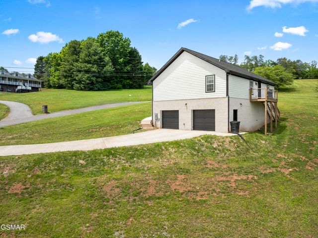 3886 Settlers Trail, Kodak, TN 37764