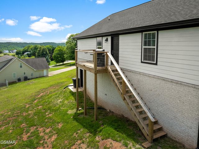 3886 Settlers Trail, Kodak, TN 37764