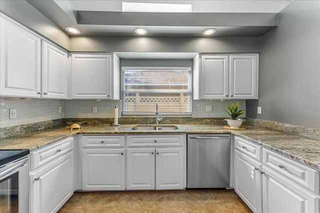 9112 CALLE ALTA, New Port Richey, FL 34655