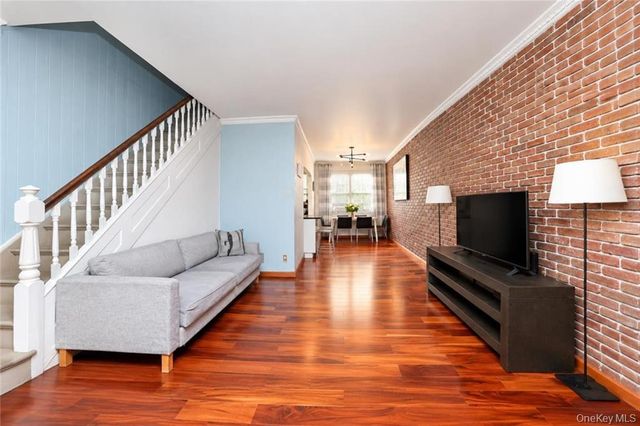 2454 E 18th Street, Brooklyn, NY 11235