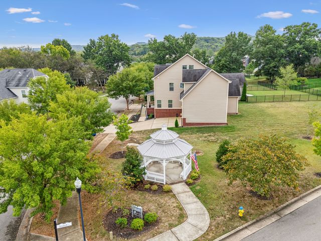 3017 Canyon Echo Dr, Franklin, TN 37064