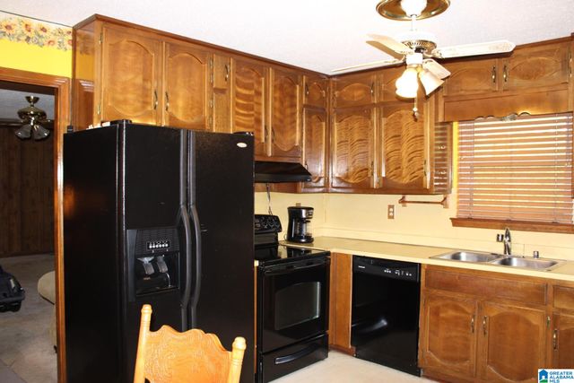 928 18TH AVENUE NW, Birmingham, AL 35215