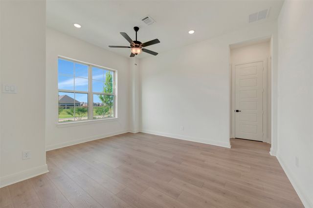 2155 Spotted Fawn Drive, Arlington, TX 76005
