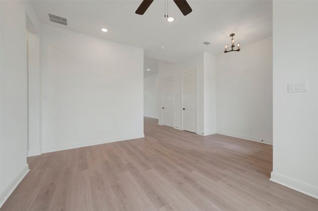 2155 Spotted Fawn Drive, Arlington, TX 76005