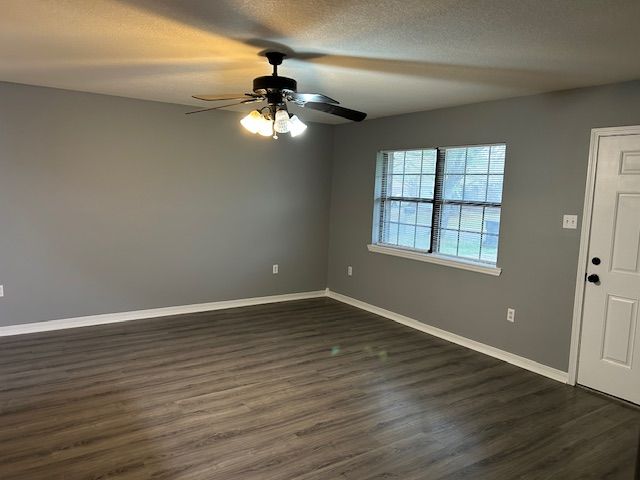 1301 S Greenwich Avenue, Russellville, AR 72801