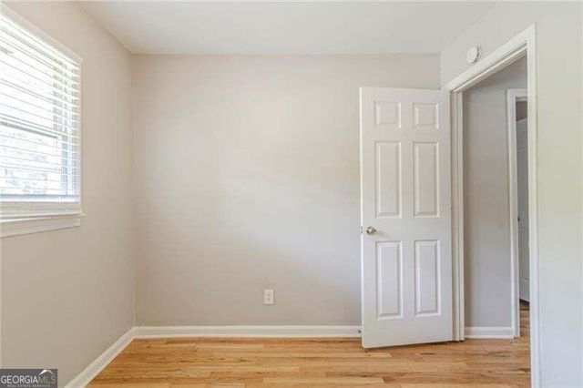 927 Magna Carta Drive NW, Atlanta, GA 30318