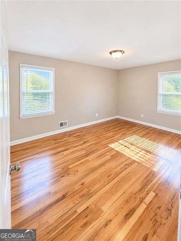 927 Magna Carta Drive NW, Atlanta, GA 30318