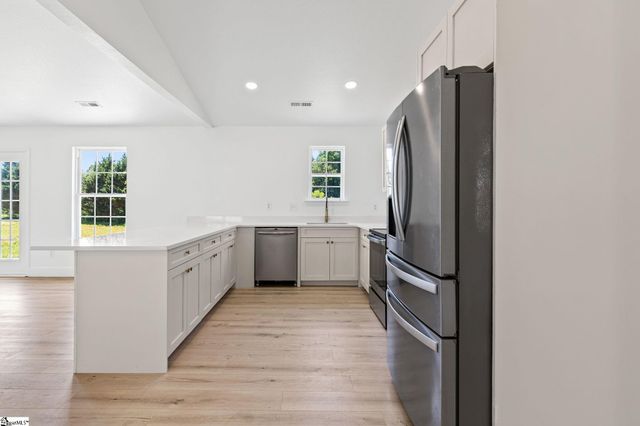 106 Duck Pond Court, Greenville, SC 29611
