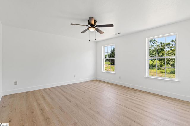 106 Duck Pond Court, Greenville, SC 29611