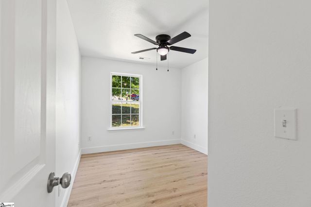 106 Duck Pond Court, Greenville, SC 29611