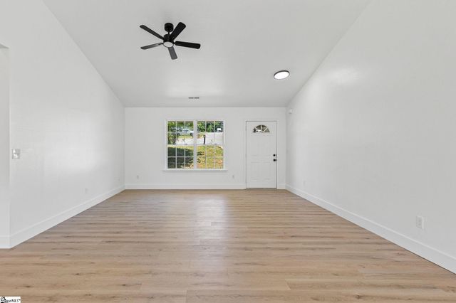 106 Duck Pond Court, Greenville, SC 29611