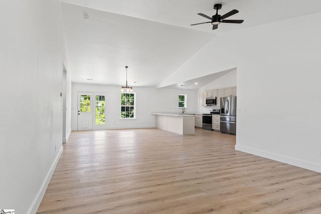 106 Duck Pond Court, Greenville, SC 29611