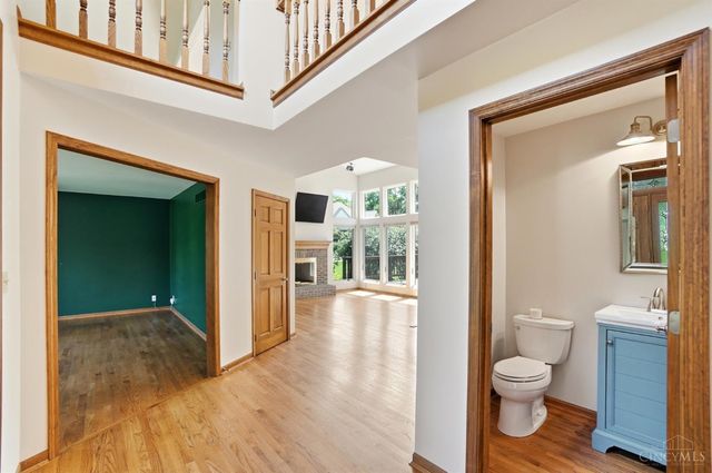 8082 Kingfisher Lane, West Chester, OH 45069