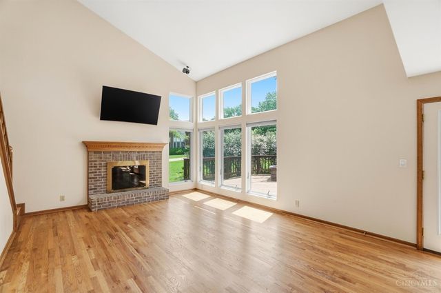 8082 Kingfisher Lane, West Chester, OH 45069