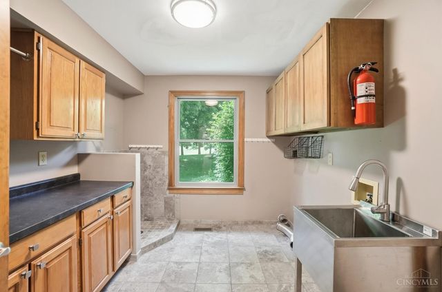 8082 Kingfisher Lane, West Chester, OH 45069