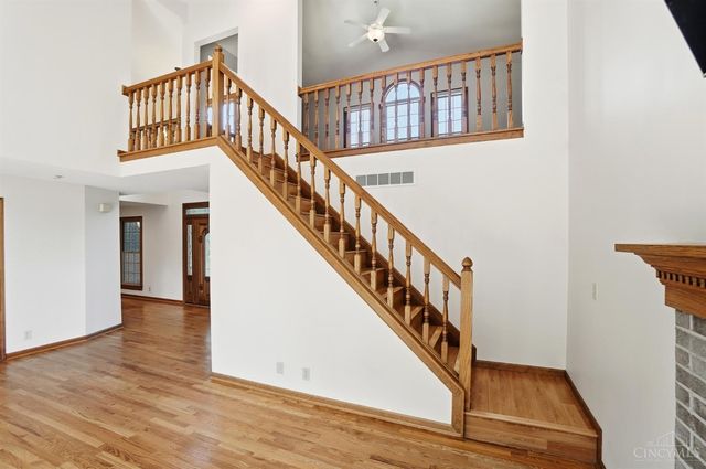 8082 Kingfisher Lane, West Chester, OH 45069