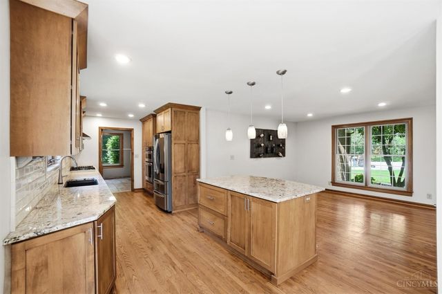 8082 Kingfisher Lane, West Chester, OH 45069