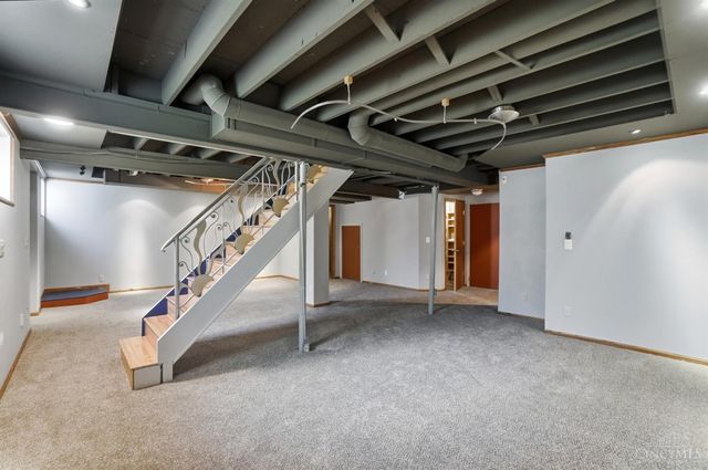 8082 Kingfisher Lane, West Chester, OH 45069
