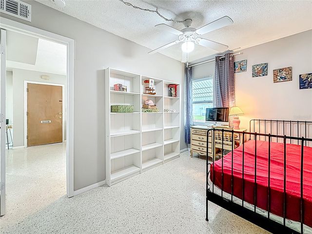 250 ROSERY ROAD NW 283, Largo, FL 33770