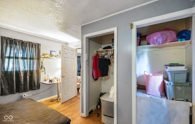 5607 Hardegan Street, Indianapolis, IN 46227