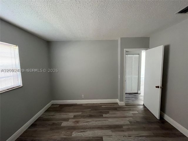 3739 SE 15 St 2, Dania Beach, FL 33004