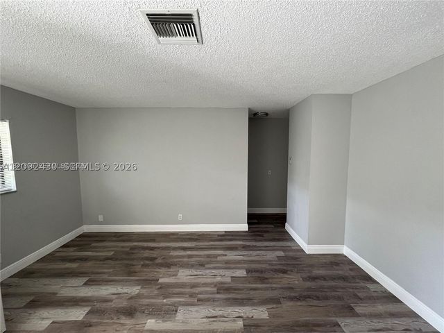 3739 SE 15 St 2, Dania Beach, FL 33004