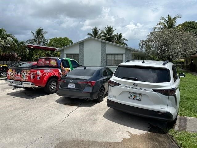 3739 SE 15 St 2, Dania Beach, FL 33004