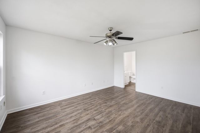 330 Williamsburg Lane, Georgetown, KY 40324
