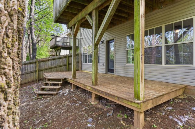 330 Williamsburg Lane, Georgetown, KY 40324