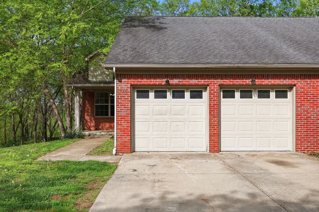 330 Williamsburg Lane, Georgetown, KY 40324