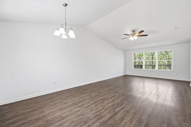 330 Williamsburg Lane, Georgetown, KY 40324