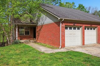 330 Williamsburg Lane, Georgetown, KY 40324