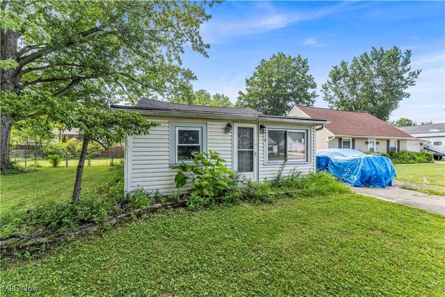 618 W Shore Boulevard, Sheffield Lake, OH 44054