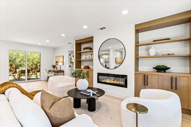 15640 Gardenia Way, Los Gatos, CA 95032