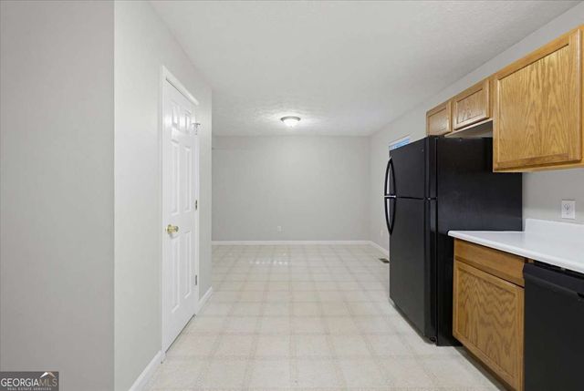 5020 Loving Road, Flowery Branch, GA 30542