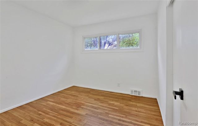 36720 N Schafer Street, Clinton Township, MI 48035