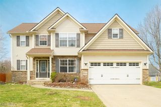 1944 W Tuttle Park Road, Madison, OH 44057