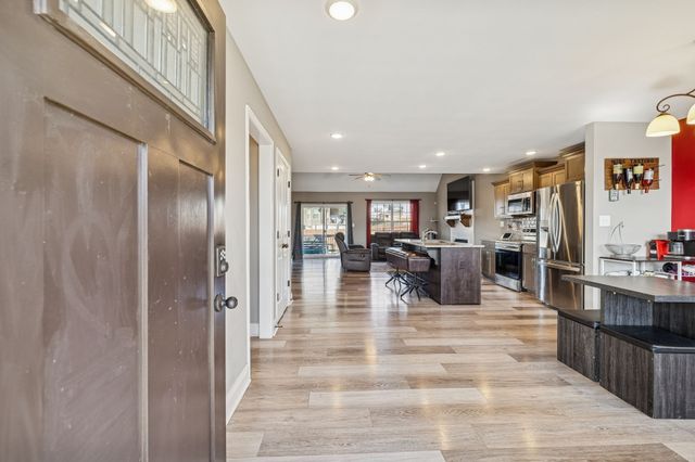 894 Wild Elm Ct, Clarksville, TN 37042