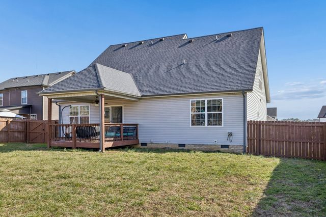 894 Wild Elm Ct, Clarksville, TN 37042