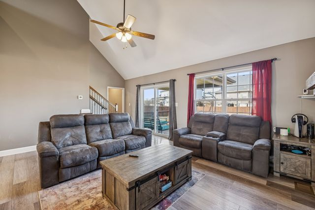 894 Wild Elm Ct, Clarksville, TN 37042
