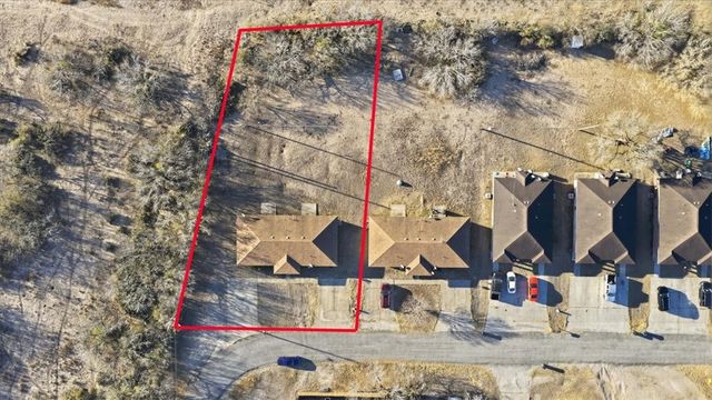 126 Kerry Dr, George West, TX 78022