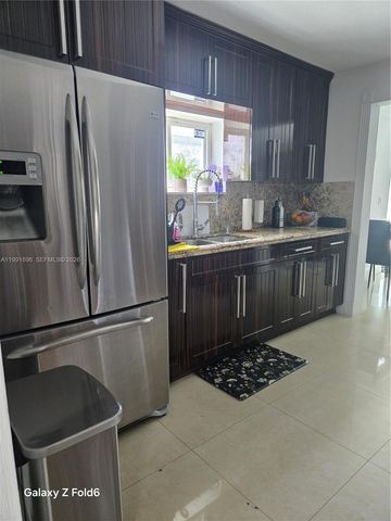 234 E 44th St, Hialeah, FL 33013