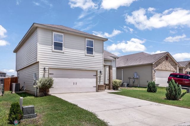 13139 HEATHERS ARROW, St Hedwig, TX 78152