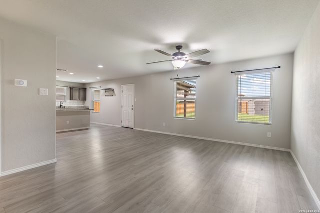 13139 HEATHERS ARROW, St Hedwig, TX 78152