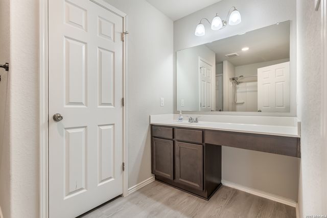 13139 HEATHERS ARROW, St Hedwig, TX 78152